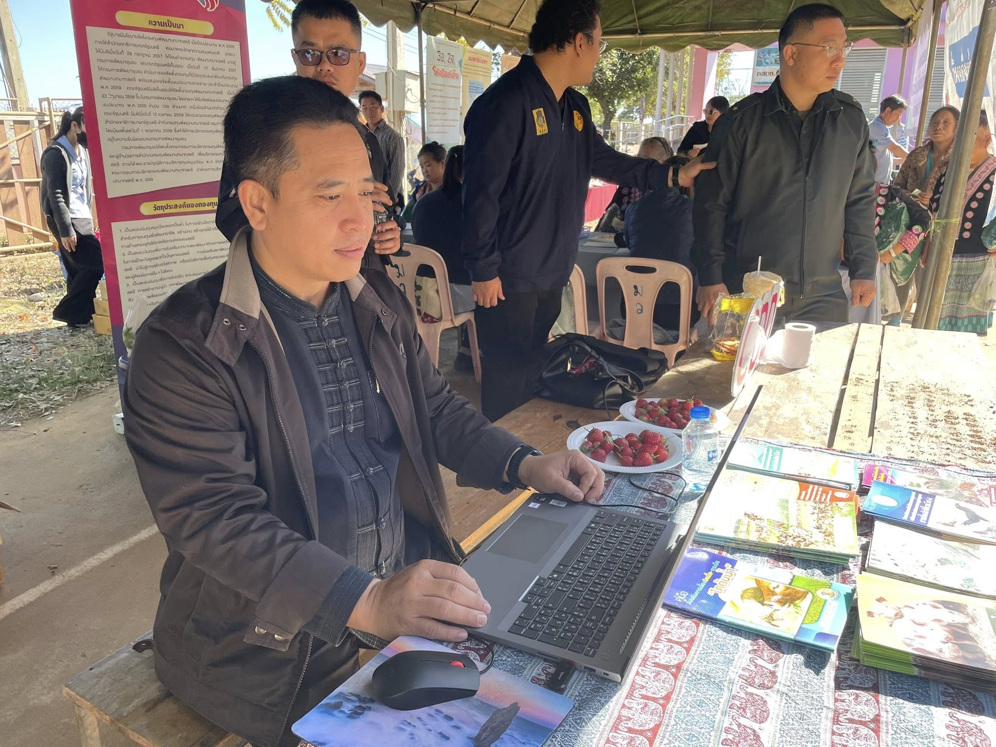 พช.สะเมิง ร่วมพิธีเปิดโครงการสร้างความรู้ความเข้าใจเกี่ยวกับระบบบริหารจัดการสำนักงาน (e-Office) กรมการพัฒนาชุมชน